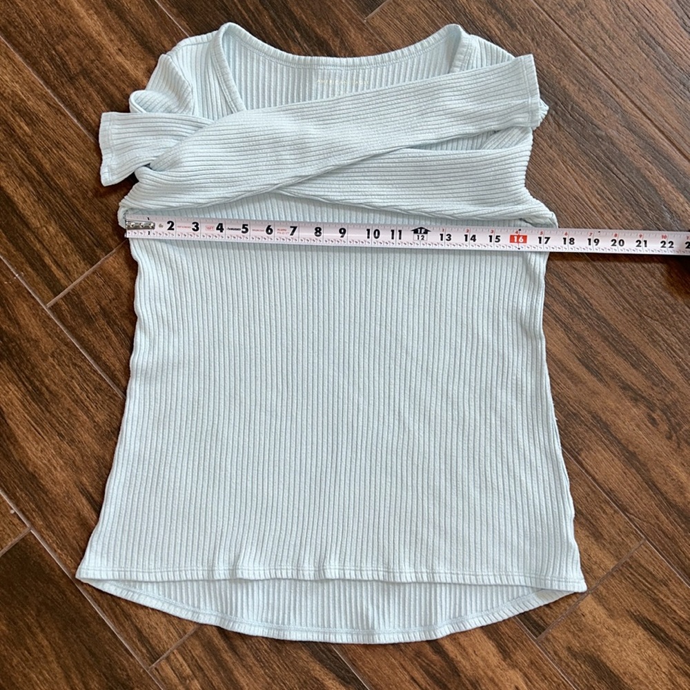Baby blue American Eagle top S - Picture 5 of 6